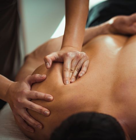 24 Best Massage And Spa Spots Near Brooklyn, Ny (Relax Yourselves) Massage Images, Massage Pictures, Remedial Massage, Sports Massage Therapy, Trigger Point Massage, Mind Reading, Back Massage, Shoulder Pain Relief, Shoulder Massage