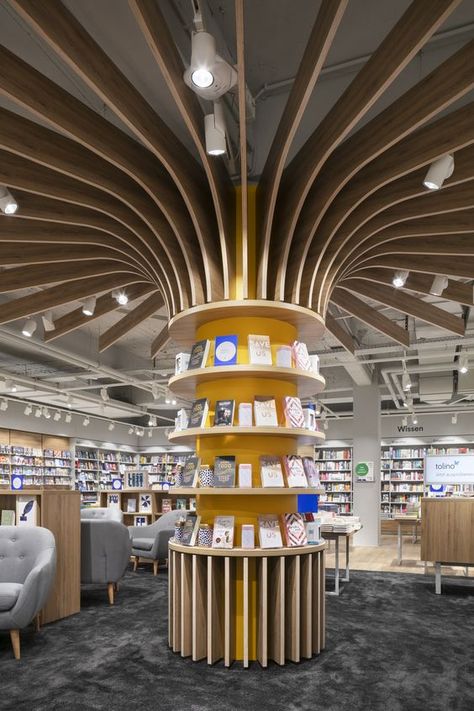 Interior Pillars, Modern Bookshelf Design, Column Cladding, Column Ideas, Trading Room, Bookstore Design, Bibliotheque Design, Camden Market, Pillar Design