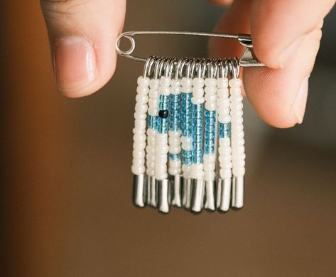 All Posts • Instagram Beaded Safety Pin Patterns, Safety Pin Seed Bead Patterns, Seed Bead Safety Pin Patterns, Bead Pet Keychain Patterns, Beaded Animal Keychains, Safety Pin Jewelry Patterns, Safety Pin Art, Cardboard Crafts Kids, Safety Pin Crafts