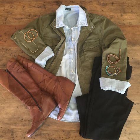 Joanna Gaines Told Me To:  OUTFIT #2 Joanna Gaines Outfits, Joanna Gaines Style Clothes, Joanna Gaines Style, Cognac Boots, Midsize Outfits, Fashion And Beauty Tips, Causal Outfits, Teacher Outfits, Joanna Gaines