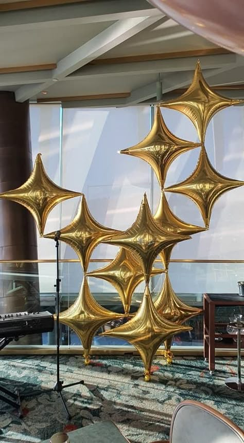 Balloons On Stage, Futuristic Party Decor, Futuristic Gala, Nye Party Decor, Star Balloons, New Years Eve Balloons, Gold Decorations, Metallic Party Decor, Futuristic Party