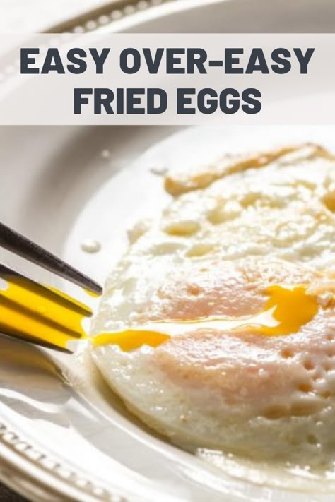 Liquid Breakfast, Eggs Over Easy, Fried Egg Recipes, Perfect Fried Egg, Ways To Cook Eggs, Easy Egg Recipes, Cook Eggs, Over Easy Eggs, Eggs Breakfast