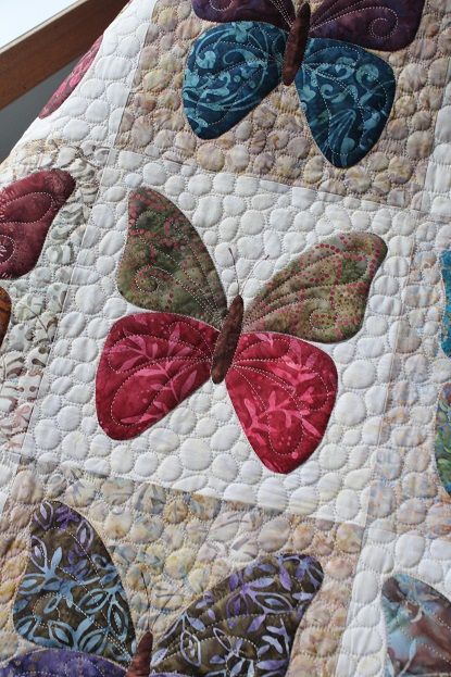 Butterfly Quilt Pattern, Colchas Quilting, Diy Sy, Butterfly Quilt, Tshirt Quilt, Laundry Basket Quilts, Applique Quilting, Animal Quilts, Patchwork Patterns