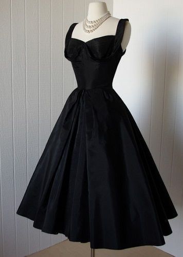 Black Elegant Cocktail Dresses Short Prom Dress Elegant Cocktail Dresses, Dresses Short Prom, Elegant Cocktail Dress, Gaun Fashion, Vintage 1950s Dresses, Prom Dress Inspiration, Ball Gowns Evening, Short Prom Dress, Pretty Prom Dresses