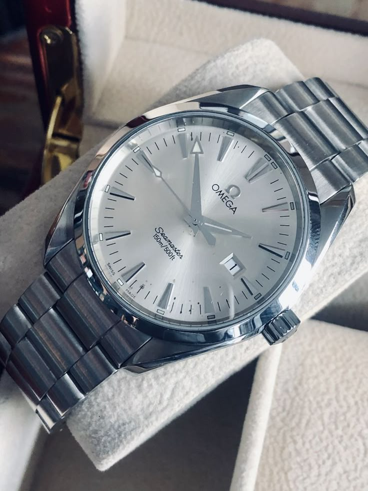 Watches For Men Omega, Omega Watch Mens, Silver Watch Men, Classic Watches For Men, Omega Watches For Men, Fiat X19, Watch Aesthetic, Omega Aqua Terra, Mens Watch Box