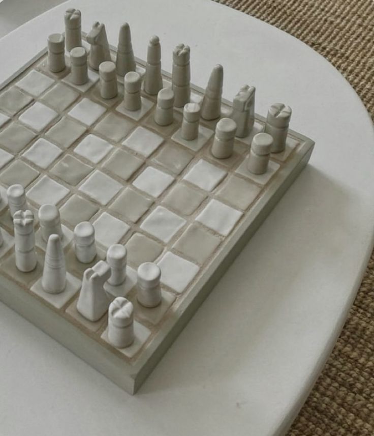 Chessboard Cool Things To Make In Ceramics, Simple Chess Pieces, Ceramic Platter Ideas, Pottery Figures Ideas, Ceramic Project Ideas High School, Ceramics Projects Easy, Pottery Handbuilding Templates, Polymer Clay Useful Items, Creative Pottery Ideas Ceramic Art