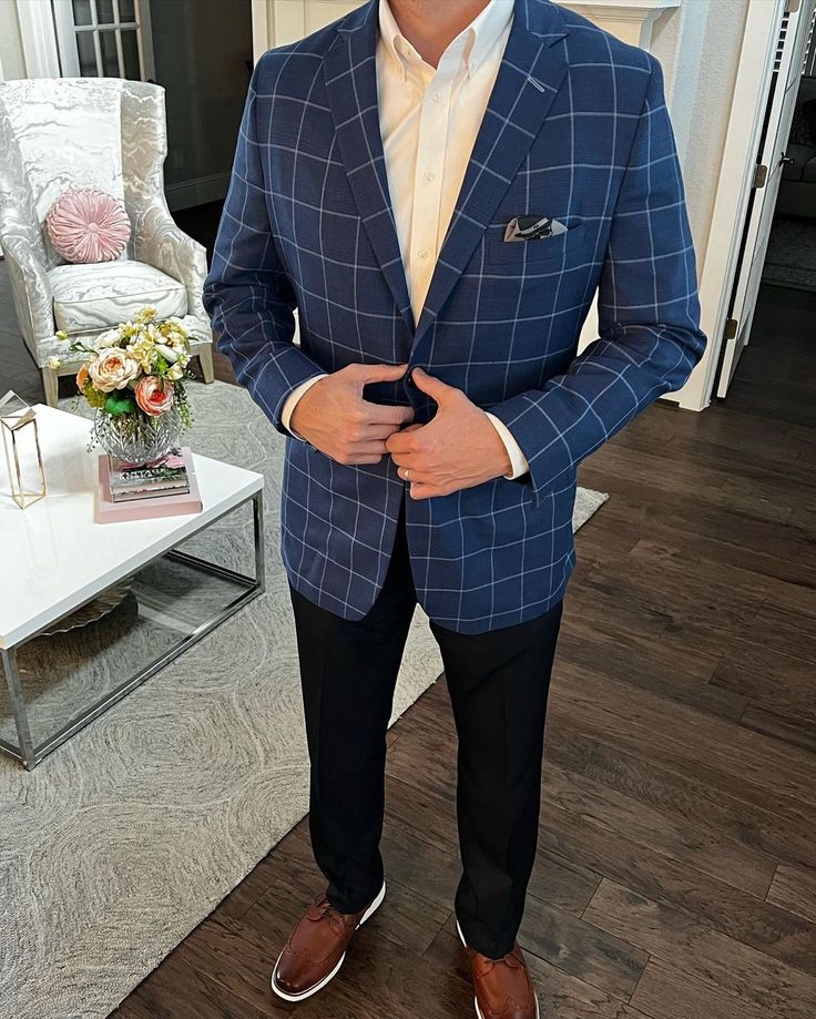 Mens Business Attire, Sport Coat Outfit, Business Attire For Men, Custom Wardrobe, Wardrobe Consultant, Define Your Style, Mens Business, Custom Suits, Professional Clothing