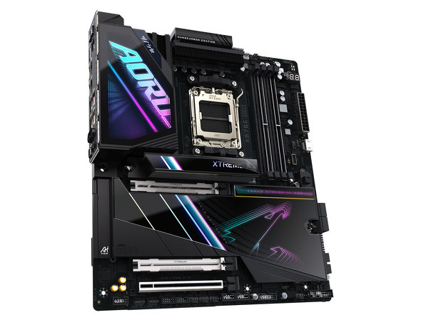 「X870E AORUS XTREME AI TOP」の製品画像