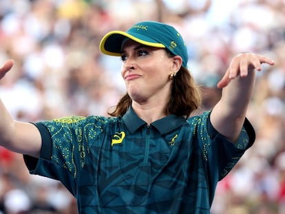 PARIS, FRANCE - AUGUST 09: B-Girl Raygun of Team Australia 
reacts during the B-Girls Round Robin - Group B on day fourteen of the Olympic Games Paris 2024 at Place de la Concorde on August 09, 2024 in Paris, France. (Photo by Elsa/Getty Images)