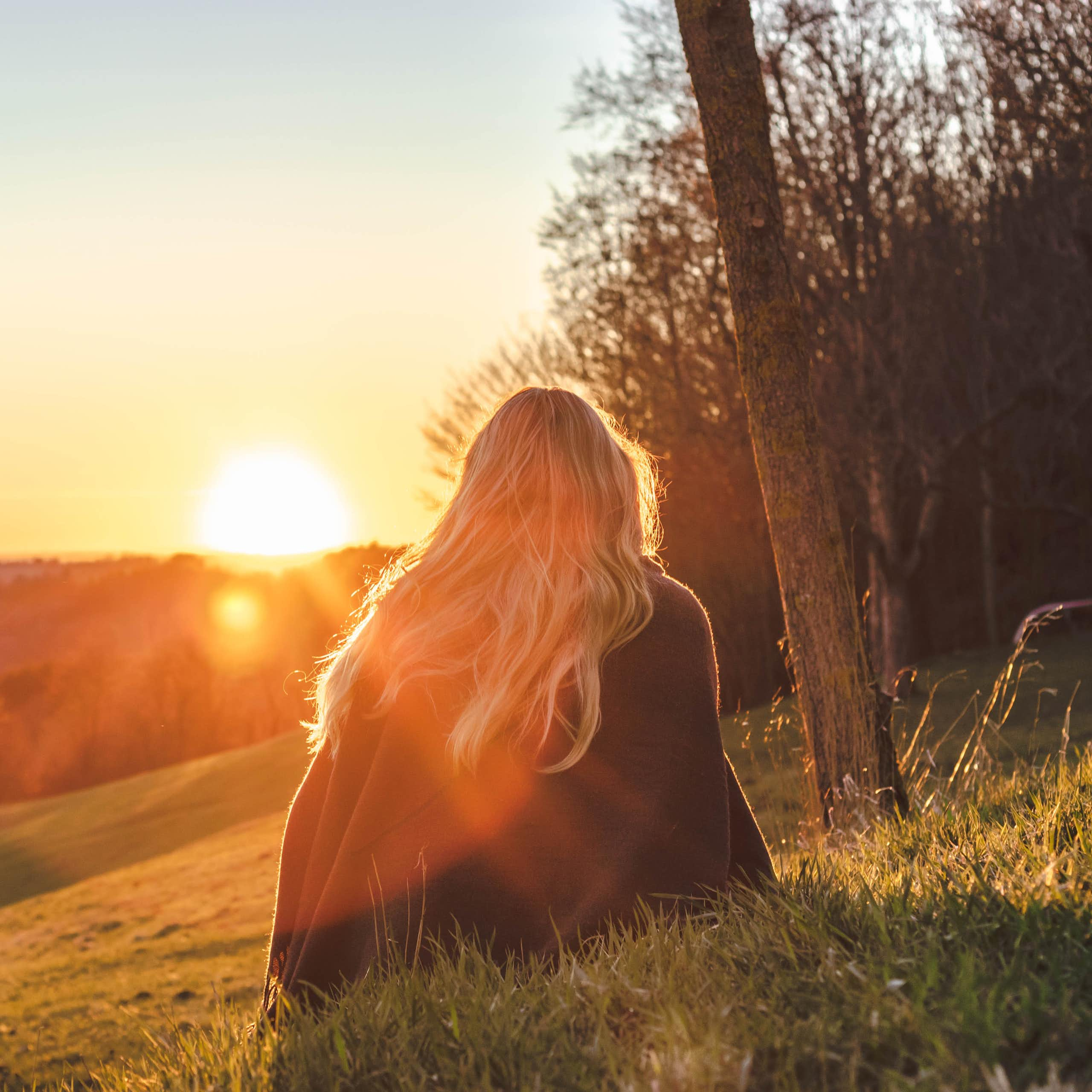 Comment bien choisir ses vêtements (et son parasol) pour se protéger du soleil