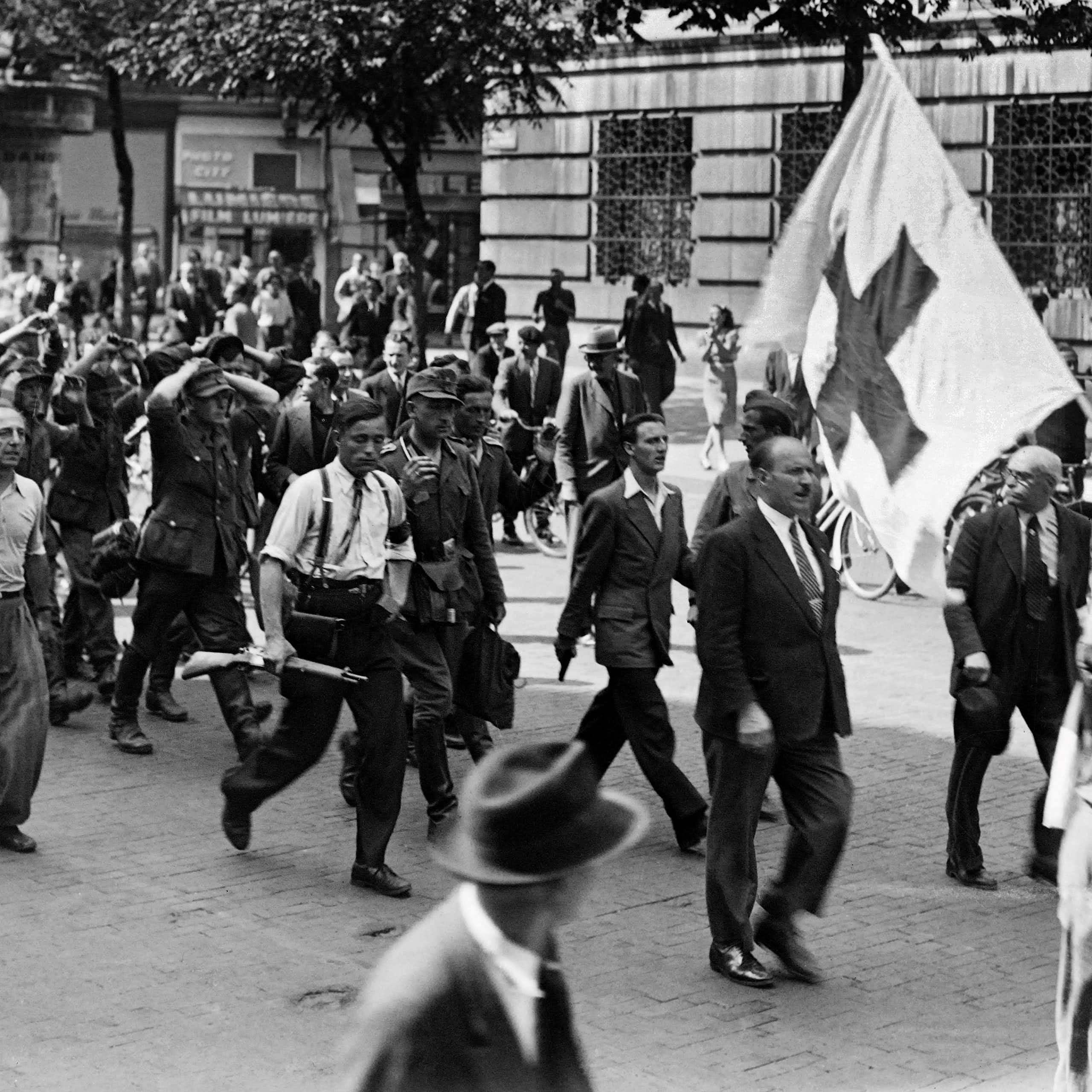 Les Allemands et la libération de Paris, août 1944 : quand les occupants deviennent prisonniers