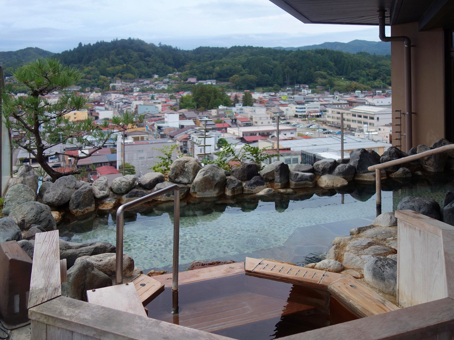 5．飛騨花里の湯 高山桜庵／高山市