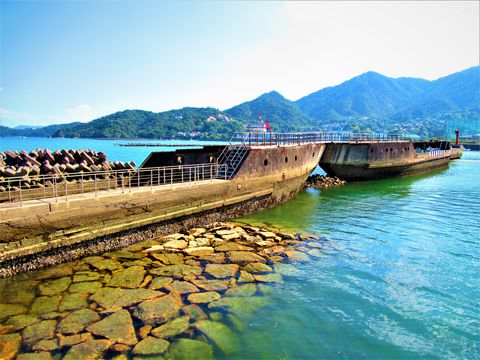 防波堤が船!?広島県安浦町の鉄筋コンクリート船「武智丸」の記事サムネイル