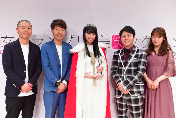 （左から）アキナ、高野渚さん、井上裕介、渋谷凪咲（提供写真）