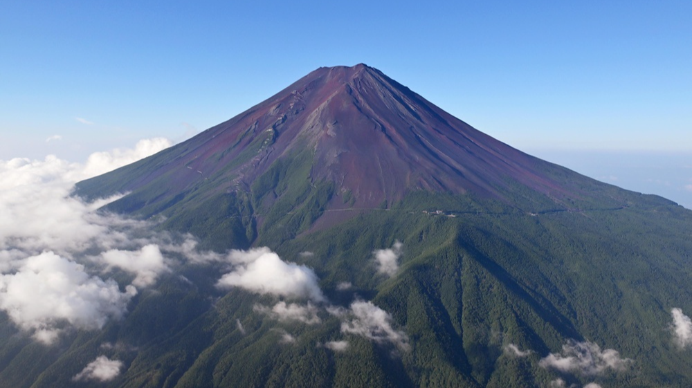 富士山＝2024年8月