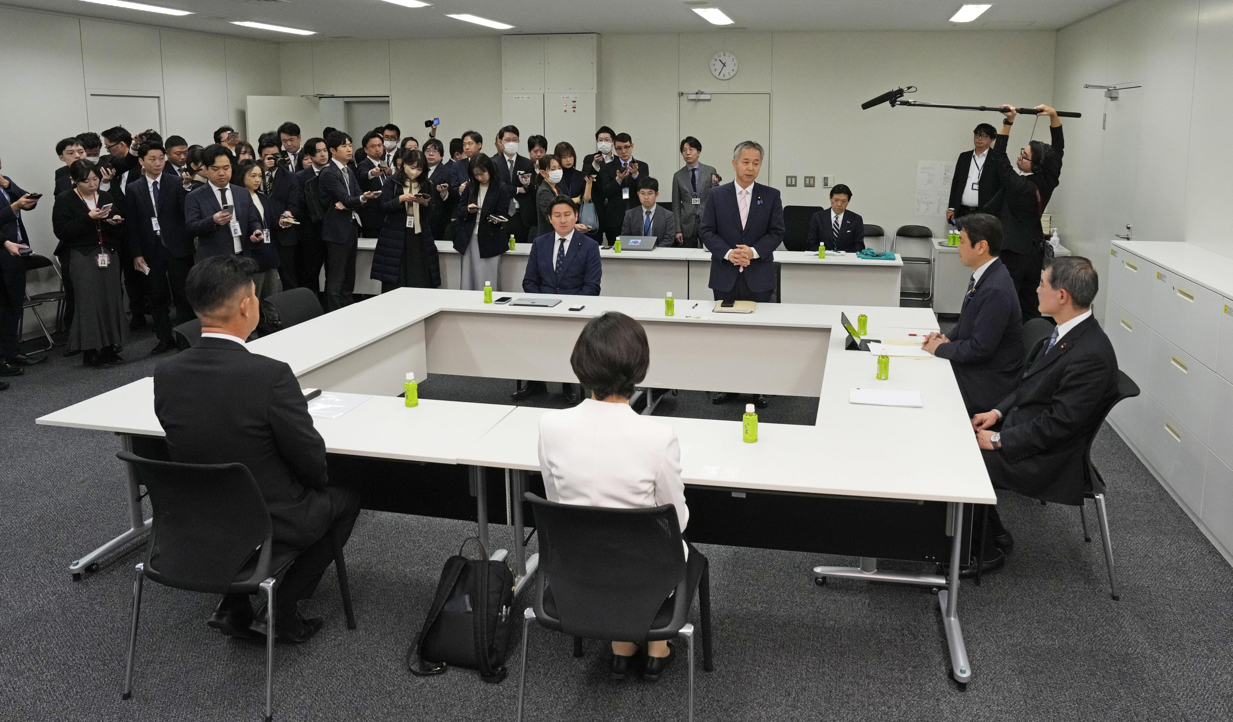 自民、公明、日本維新の会の3党が国会内で開いた、教育無償化に関する政策協議＝26日午前