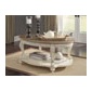 Ashley Furniture HomeStore Realyn Oval Cocktail Table（T743-0）の写真