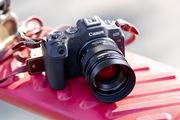 キヤノン「EOS R8」＆「NOKTON 40mm F1.2 Aspherical」で“ぶらりご近所歩き旅”