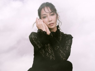 中島美嘉、アコースティックライヴツアー開催決定