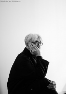 坂本龍一が生前から準備していた図書構想「坂本図書」9月末にオープン