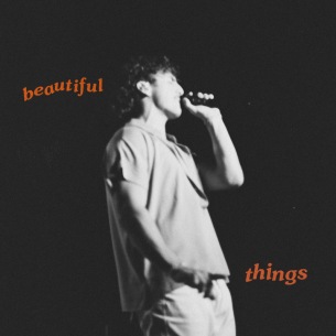 Benson Boone、SNSで話題の新SG「Beautiful Things」リリース