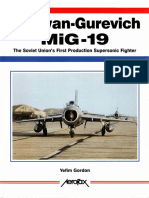 Aerofax - MiG-19.The - Soviet.Unions - First.Production - Supersonic.Fighter PDF