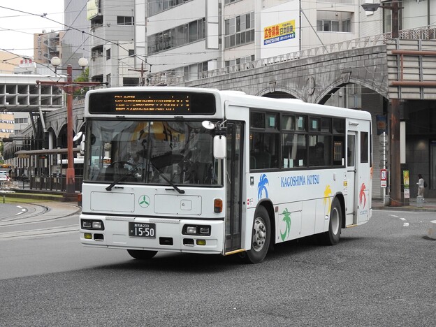 写真: 1550号車(元大阪市バス)