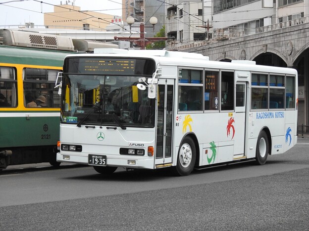 写真: 1935号車(元神奈川中央交通バス)