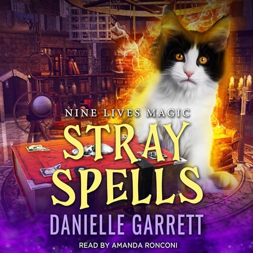 Stray Spells Audiolibro Por Danielle Garrett arte de portada