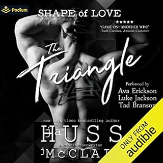 The Triangle Audiolibro Por JA Huss, Johnathan McClain arte de portada