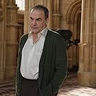 Mandy Patinkin in The Queen of Spain (2016)