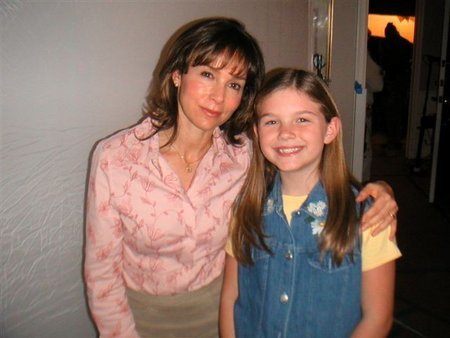 Jennifer Grey and Tabitha on the set of "Keith"