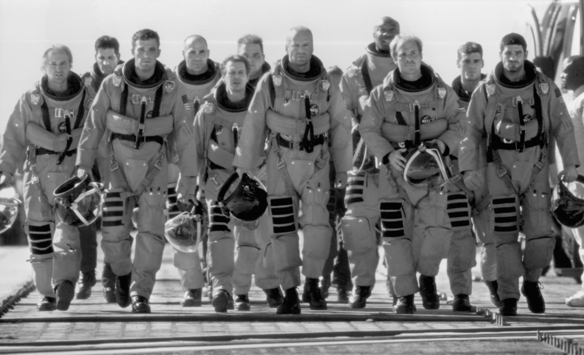 Steve Buscemi, Bruce Willis, Ben Affleck, Will Patton, Michael Clarke Duncan, Owen Wilson, Ken Hudson Campbell, Greg Collins, Anthony Guidera, Grayson McCouch, and Ian Quinn in Armageddon (1998)