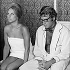 "What's Up Doc" Barbra Streisand, Ryan O'Neal 1972 Warner Bros.