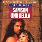 Elizabeth Hurley and Eric Thal in Samson and Delilah (1996)