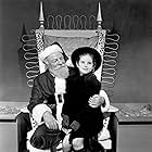 Edmund Gwenn and Marlene Lyden in Miracle on 34th Street (1947)