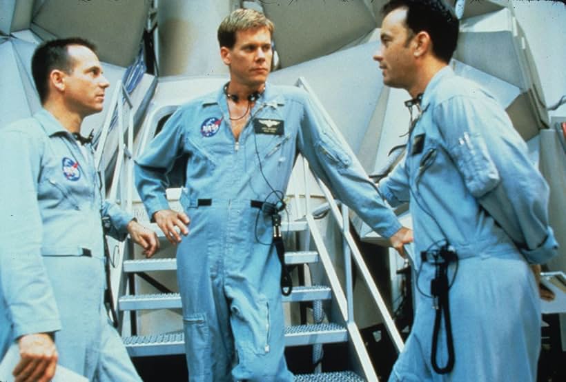 Kevin Bacon, Tom Hanks, and Bill Paxton in Apollo 13 (1995)