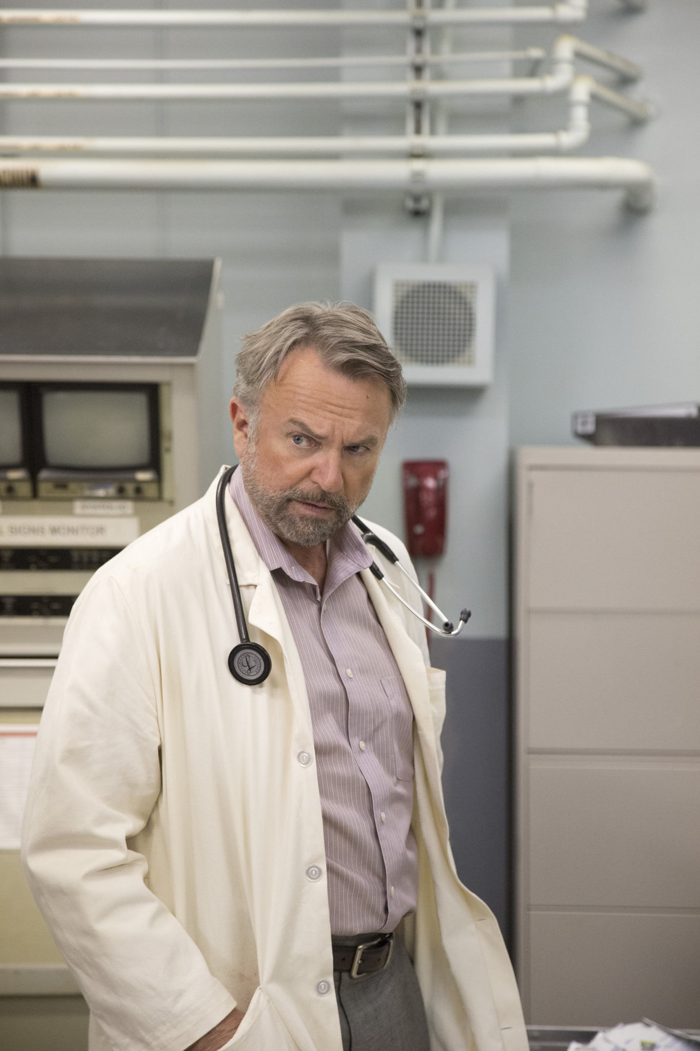 Sam Neill in Escape Plan (2013)