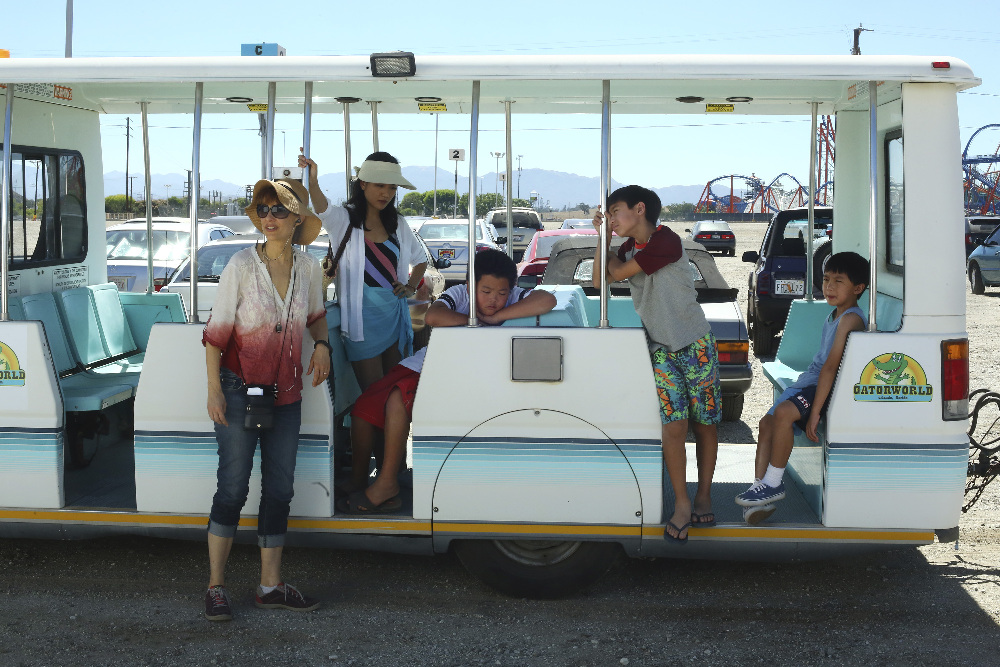 Lynn Shelton, Constance Wu, Forrest Wheeler, Ian Chen, and Hudson Yang in Fresh Off the Boat (2015)