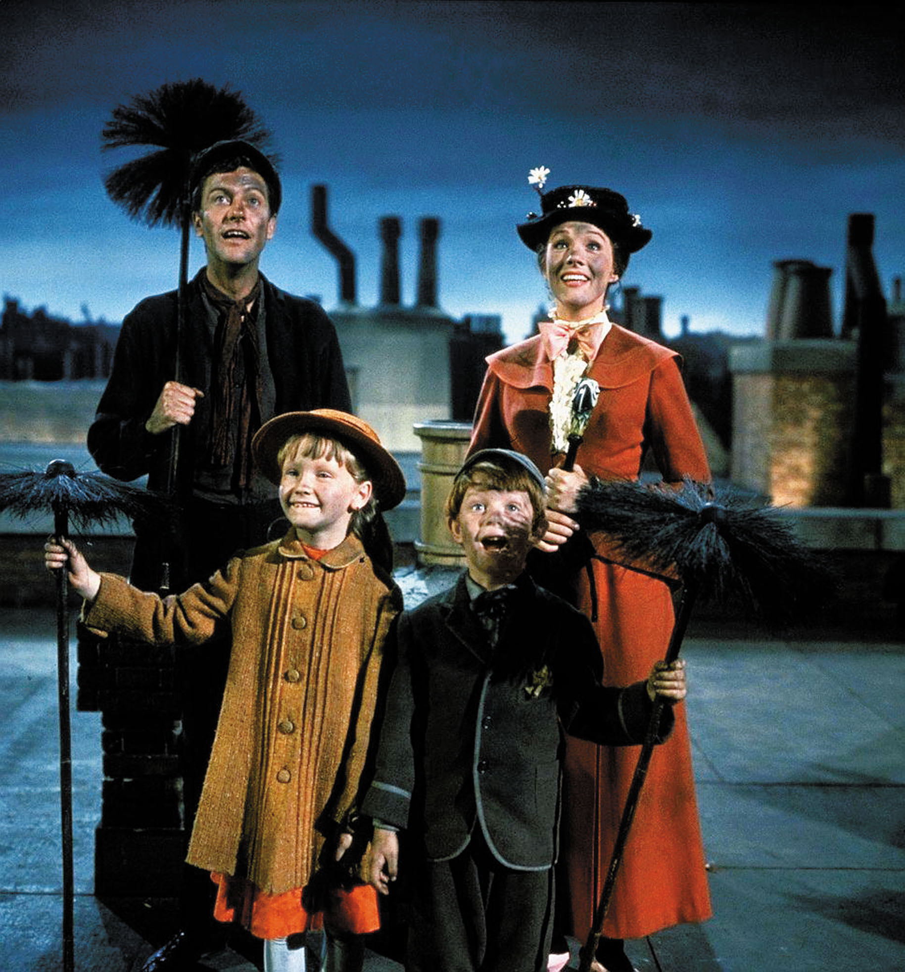 Julie Andrews, Dick Van Dyke, Karen Dotrice, and Matthew Garber in Mary Poppins (1964)