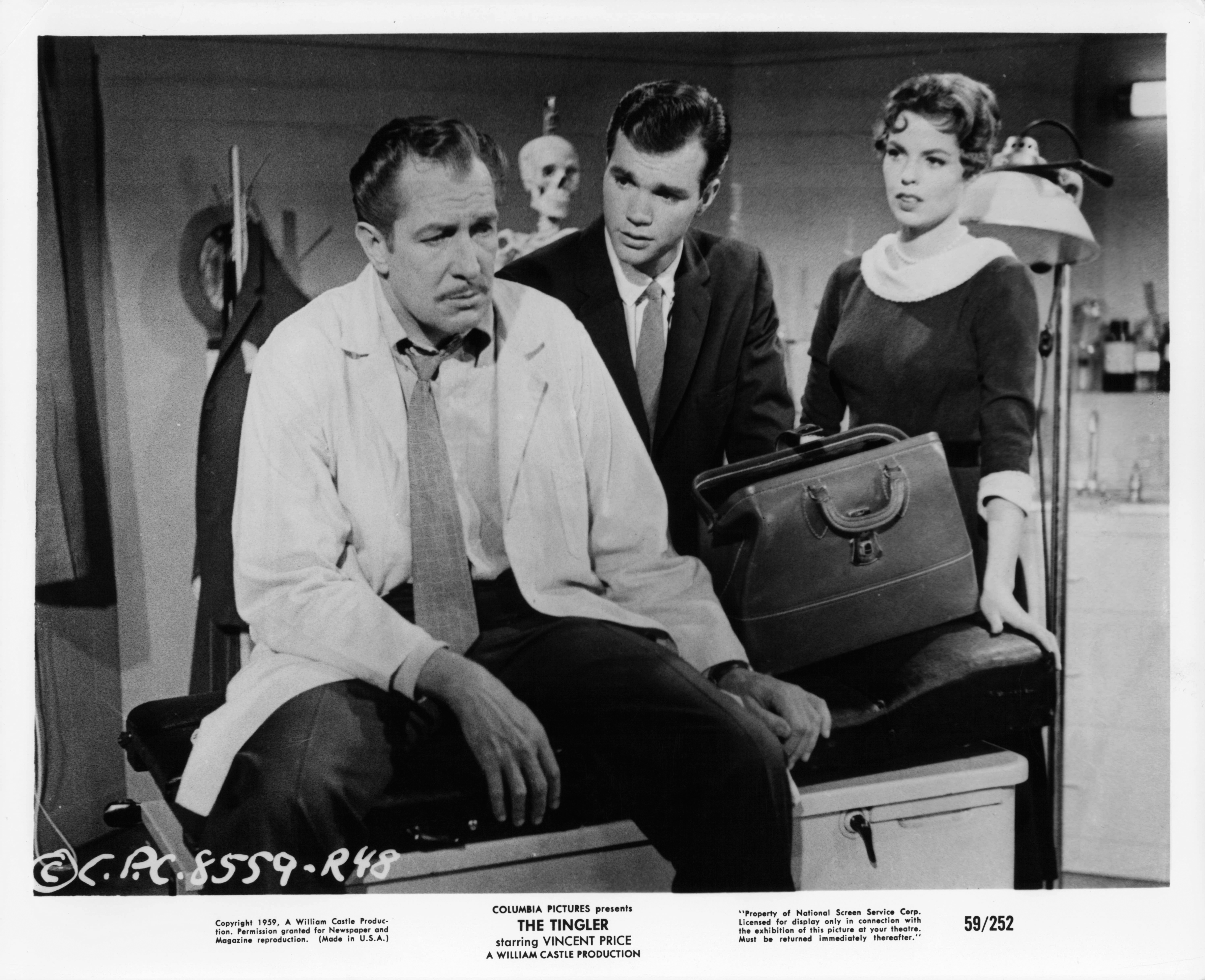 Vincent Price, Darryl Hickman, and Pamela Lincoln in The Tingler (1959)