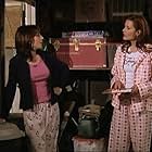 Geena Davis and Katey Sagal in The Geena Davis Show (2000)