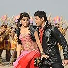 Mahesh Babu and Samantha Ruth Prabhu in Dookudu (2011)