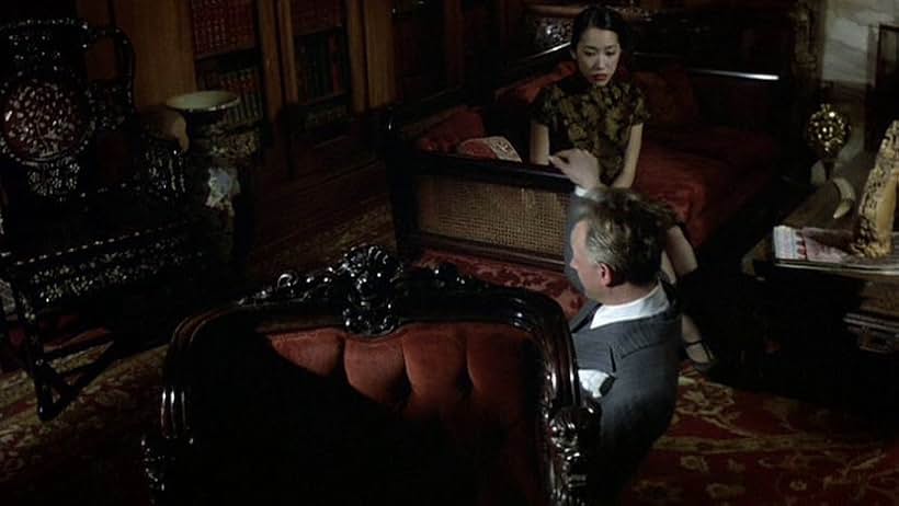 Frederic Forrest and Patricia Kong in Hammett (1982)