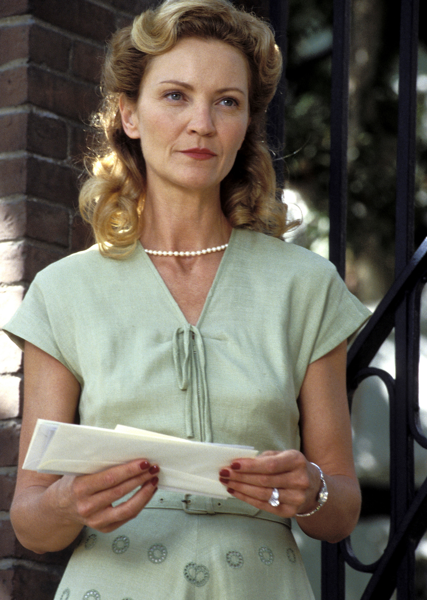 Joan Allen in The Notebook (2004)