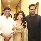 Rajendra Prasad, Vishnu Manchu, and Sonarika Bhadoria at an event for Eedo Rakam Aado Rakam (2016)