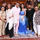 Akshay Kumar, Archana Puran Singh, Katrina Kaif, Kiku Sharda, Krushna Abhishek, Sumona Chakravarti, and Kapil Sharma in Diwali Celebration with the cast of Sooryavanshi (2021)