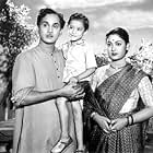 Akkineni Nageswara Rao and Savitri in Todi Kodallu (1957)