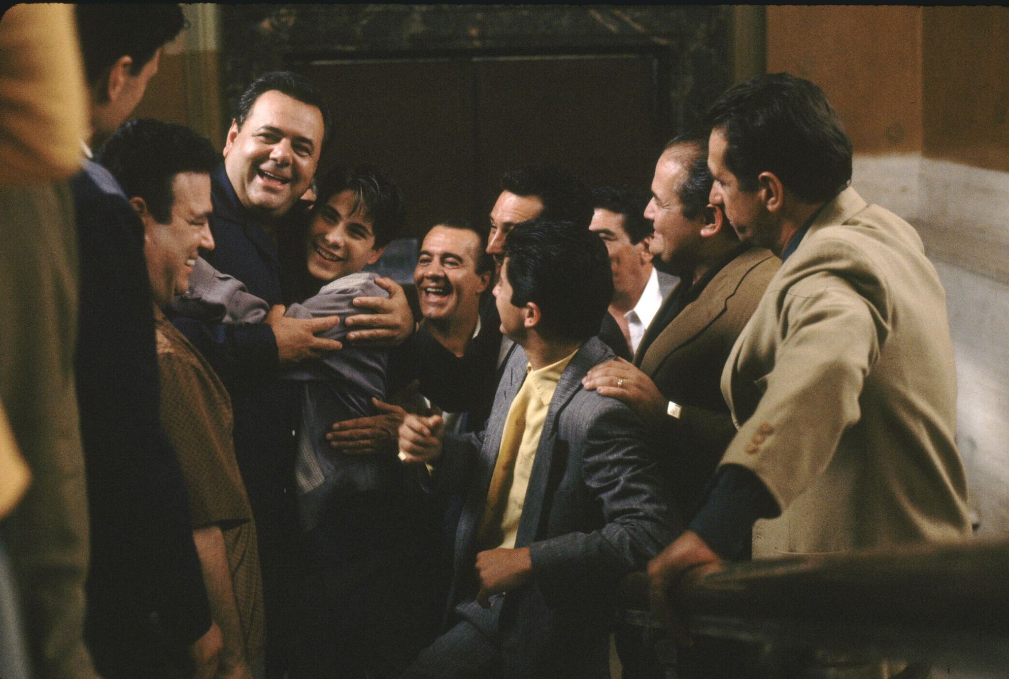 Robert De Niro, Paul Sorvino, Anthony Alessandro, Tony Conforti, Joseph D'Onofrio, Frank DiLeo, Ronald Maccone, Christopher Serrone, Tony Sirico, and Philip Suriano in Goodfellas (1990)