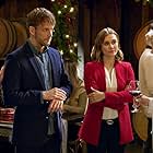 Julianna Guill and Jon Cor in Christmas on the Vine (2020)